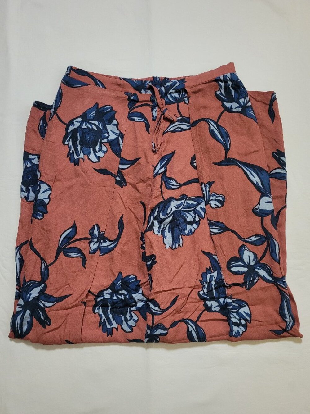 Olivaceous Raven Boho Floral Wide Leg Pants Drawstring Small Coastal Resort - Picture 2 of 11